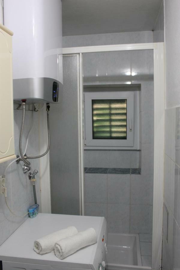 Apartman Tafra Омиш Экстерьер фото