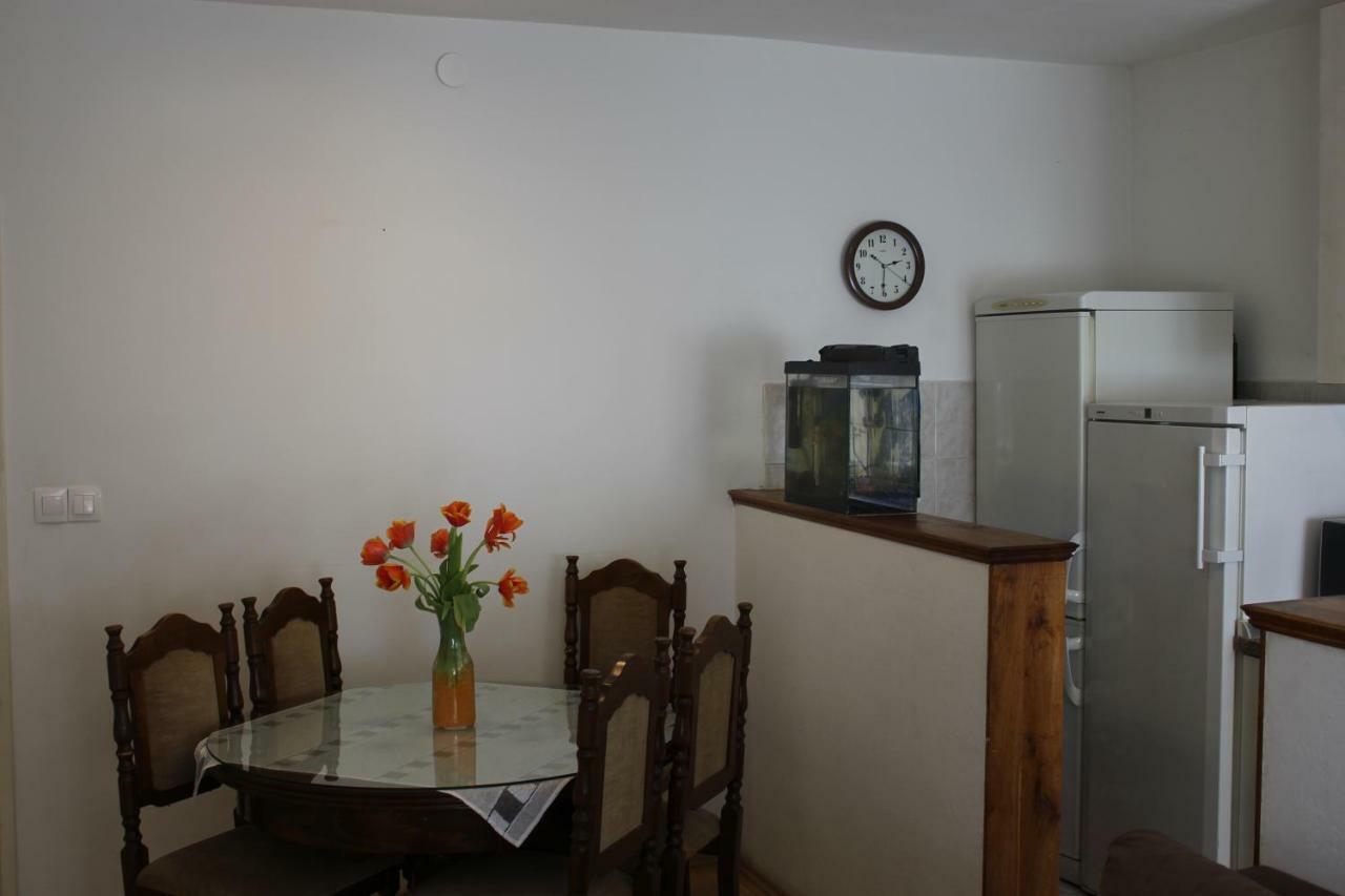 Apartman Tafra Омиш Экстерьер фото